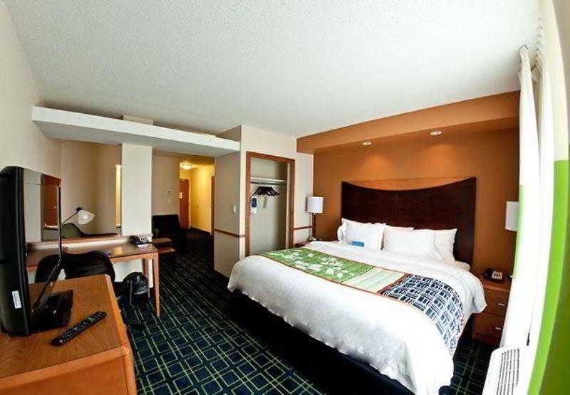 Fairfield Inn And Suites Flint Fenton Екстериор снимка